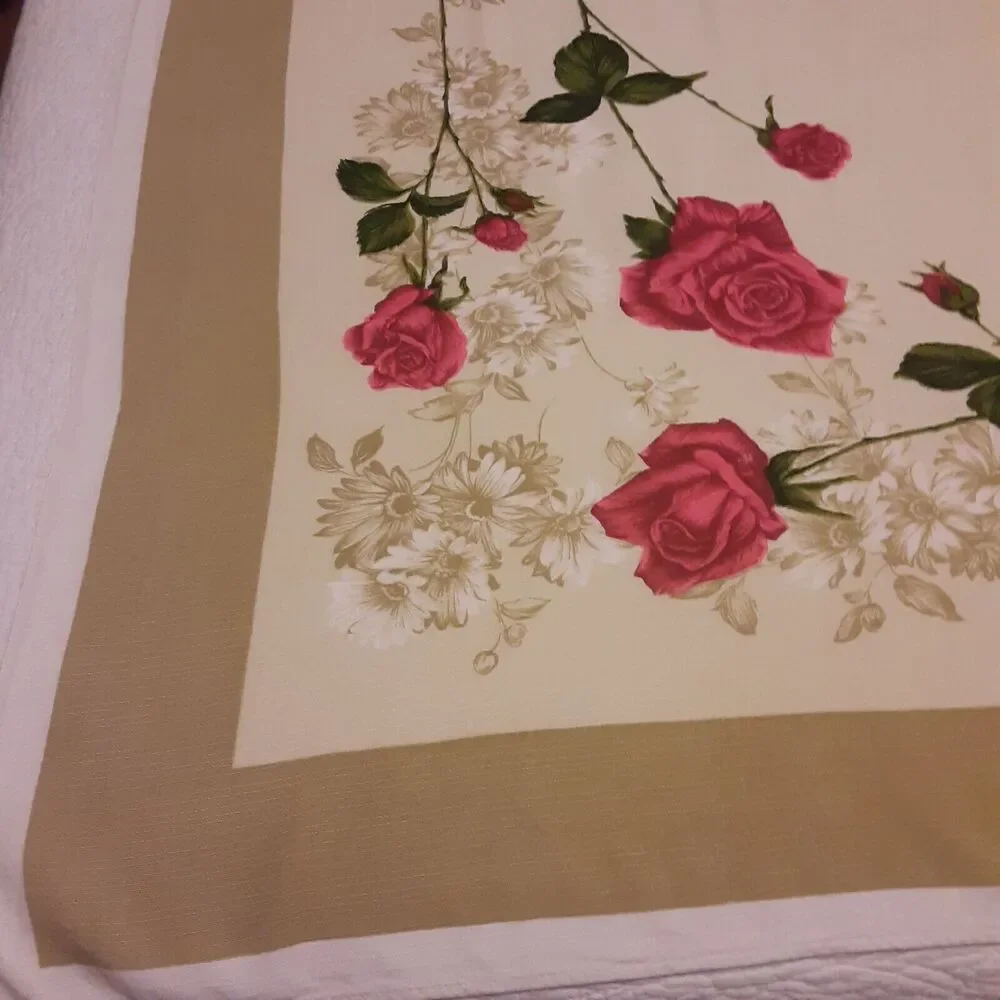 Vintage Rose Tablecloth Fine Quality 50x57 Romantic Versatile NOTE